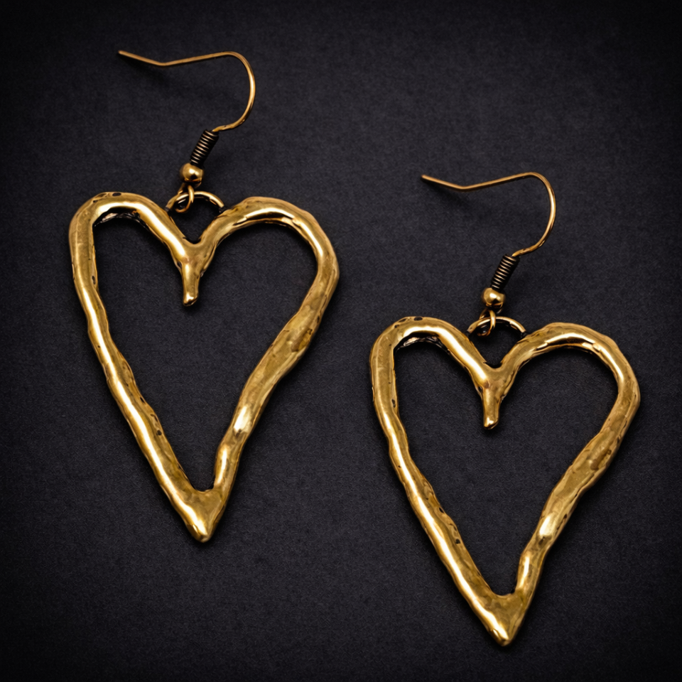 Hammered heart earrings