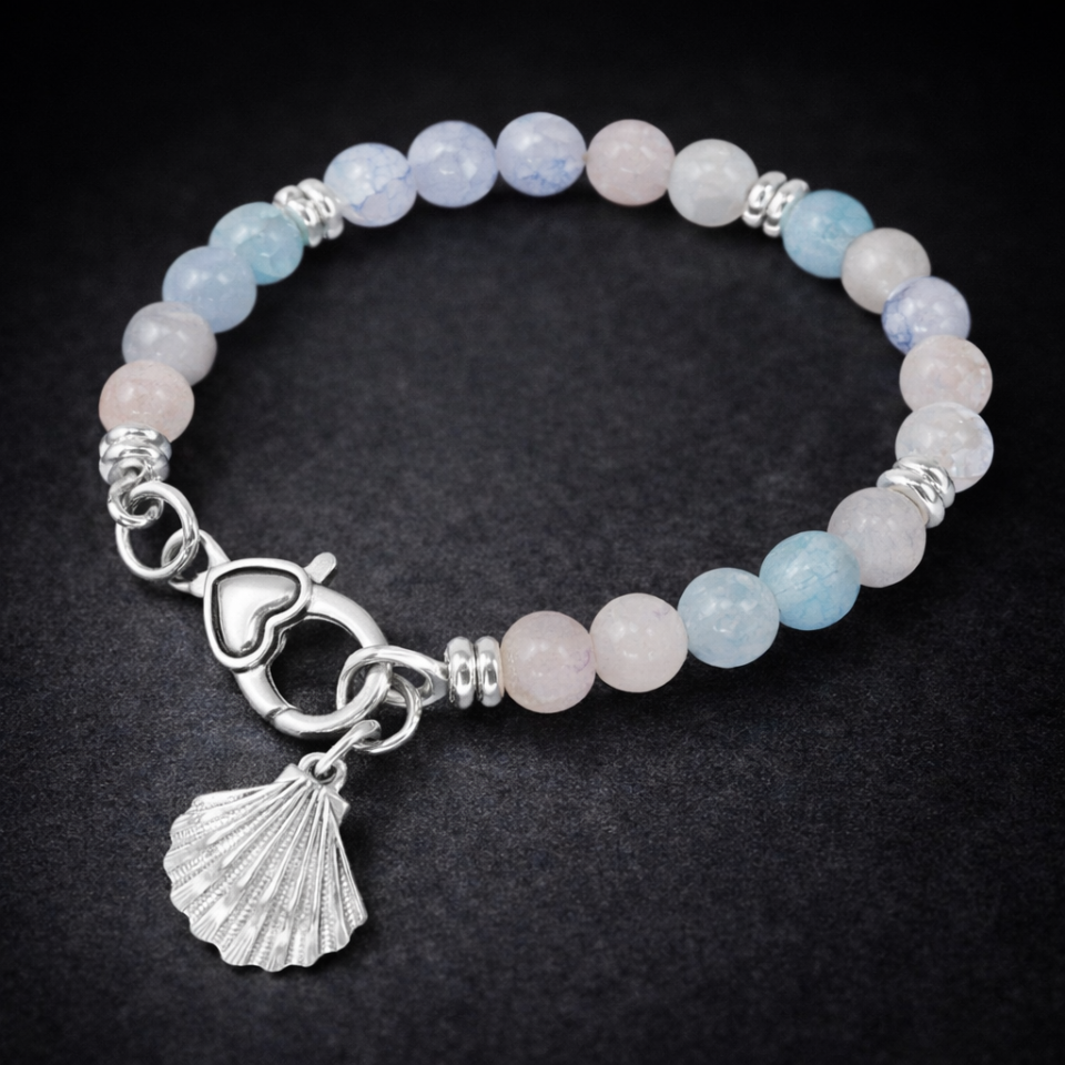 Shell charm glass bead bracelet
