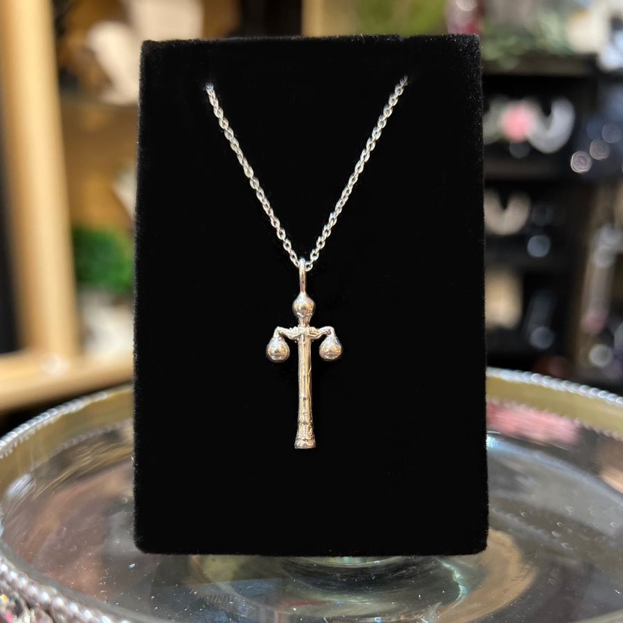 Silver Lewisburg Lamppost Necklace (small)
